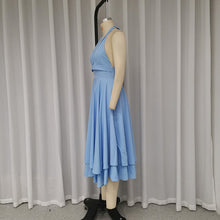 Laden Sie das Bild in den Galerie-Viewer, Neckholder-Kleid in Volltonfarbe, leger