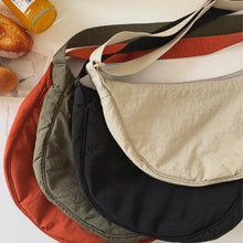 Laden Sie das Bild in den Galerie-Viewer, Einfache Damen Knödel Crossbody Tasche