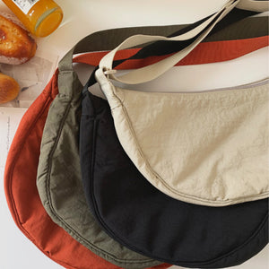 Einfache Damen Knödel Crossbody Tasche
