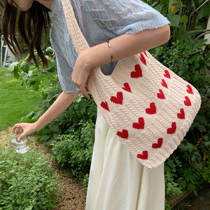 Herz-Schulter-Stricktasche