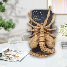 Laden Sie das Bild in den Galerie-Viewer, Speziell geformter Handyhalter