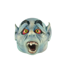 Laden Sie das Bild in den Galerie-Viewer, Horror-Kopf-Ornament aus Harz