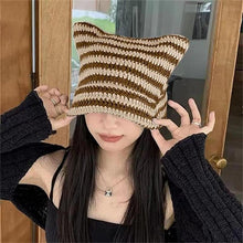 Laden Sie das Bild in den Galerie-Viewer, Warme Strickpullovermütze mit Katzenohren für den Winter