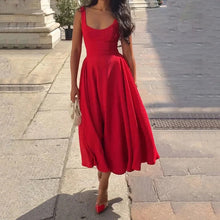 Laden Sie das Bild in den Galerie-Viewer, Trägerkleid mit quadratischem Ausschnitt und hoher Taille