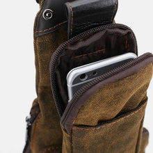 Laden Sie das Bild in den Galerie-Viewer, Halbmondförmige Brusttasche