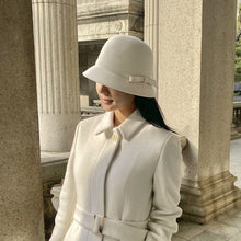 Laden Sie das Bild in den Galerie-Viewer, Fischerhut im Hepburn-Stil