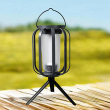 Laden Sie das Bild in den Galerie-Viewer, Solarbetriebene Campinglampe mit 4 Leuchtmodi