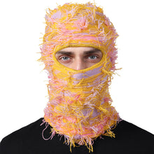 Laden Sie das Bild in den Galerie-Viewer, Ungewöhnlich gestrickte Maske