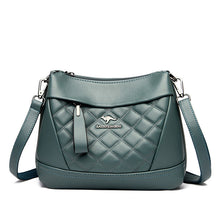 Laden Sie das Bild in den Galerie-Viewer, Rhomboid Tasche aus gekörntem Leder