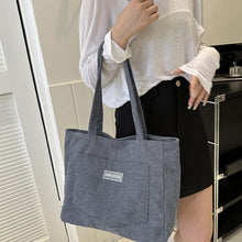 Laden Sie das Bild in den Galerie-Viewer, Cordsamt-Tasche mit großem Fassungsvermögen