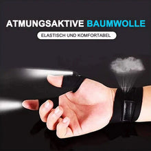 Laden Sie das Bild in den Galerie-Viewer, Wasserdichte Handschuhe mit LED-Taschenlampe