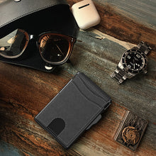 Laden Sie das Bild in den Galerie-Viewer, Herren Business-Stil PU-Leder Kartenfächer für AirTag