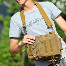 Laden Sie das Bild in den Galerie-Viewer, Canvas Crossbody Brusttasche