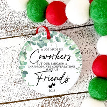 Laden Sie das Bild in den Galerie-Viewer, Weihnachten Coworker-Anhänger