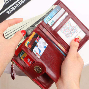 Kompakte Bifold-Geldbörse für Damen mit RFID-Blockierung