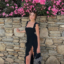 Laden Sie das Bild in den Galerie-Viewer, Trägerkleid mit Schlitz