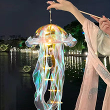 Laden Sie das Bild in den Galerie-Viewer, Tragbare Quallenlampe