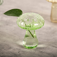 Laden Sie das Bild in den Galerie-Viewer, Handgefertigte Pilzknospenvase aus Glas