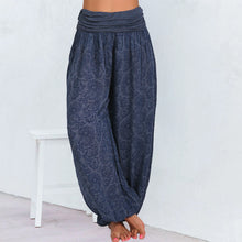Laden Sie das Bild in den Galerie-Viewer, Atmungsaktive, schnell trocknende Yoga-Haremshose für Damen