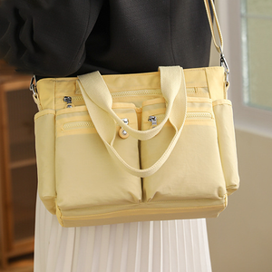 Lässige Tragetasche mit mehreren Taschen
