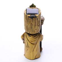 Laden Sie das Bild in den Galerie-Viewer, Fackel-Totem-Ornamente