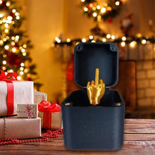 Laden Sie das Bild in den Galerie-Viewer, Mittelfinger in einer Box