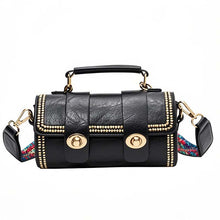 Laden Sie das Bild in den Galerie-Viewer, Mini Boston Bucket Bag mit Schulterriemen