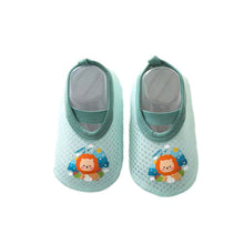 Laden Sie das Bild in den Galerie-Viewer, Baby-Caroon Rutschfeste Schuhe