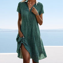 Laden Sie das Bild in den Galerie-Viewer, Florales Kleid mit Revers