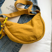 Laden Sie das Bild in den Galerie-Viewer, Einfache Damen Knödel Crossbody Tasche