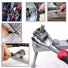 Laden Sie das Bild in den Galerie-Viewer, Domom® 48-In-1 Multipurpose Bolt Wrench