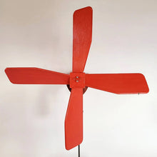 Laden Sie das Bild in den Galerie-Viewer, Lustige Gartendekoration - Whirligig