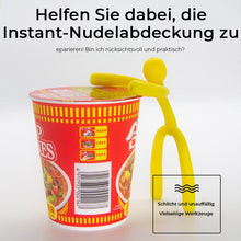 Laden Sie das Bild in den Galerie-Viewer, Kleine Spielzeugfiguren