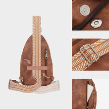Laden Sie das Bild in den Galerie-Viewer, Brusttasche aus Kunstleder