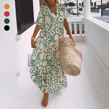 Laden Sie das Bild in den Galerie-Viewer, Kurzarmkleid mit Aufdruck