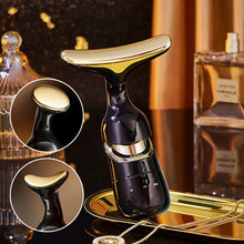 Laden Sie das Bild in den Galerie-Viewer, Straffungsgerät für die Gesichtsmassage mit drei Funktionen