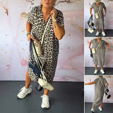 Laden Sie das Bild in den Galerie-Viewer, Kurzarmkleid mit V-Ausschnitt und Leopardenmuster