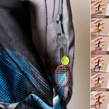 Laden Sie das Bild in den Galerie-Viewer, Mini-Tennisschläger Schlüsselanhänger