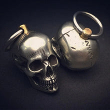 Laden Sie das Bild in den Galerie-Viewer, Hai-Raketenbomben-Schlüsselanhänger