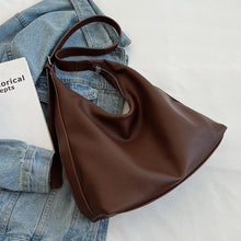 Laden Sie das Bild in den Galerie-Viewer, Tote Tasche aus weichem Veganleder für Frauen