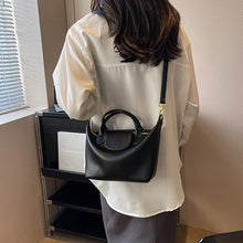 Laden Sie das Bild in den Galerie-Viewer, Dumpling-Crossbody-Tasche für Pendler