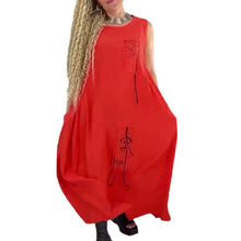 Laden Sie das Bild in den Galerie-Viewer, Lässiges ärmelloses Maxikleid mit abstraktem Print