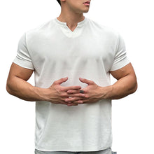 Laden Sie das Bild in den Galerie-Viewer, T-shirt mit kleinem V-Ausschnitt