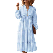 Laden Sie das Bild in den Galerie-Viewer, Langärmeliges Kleid mit Streifendruck