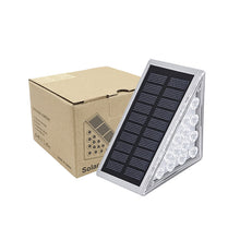 Laden Sie das Bild in den Galerie-Viewer, LED-Solar-Stufenlichter Wasserdichtes Treppenlicht für draußen