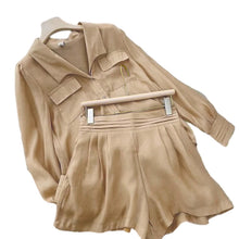 Laden Sie das Bild in den Galerie-Viewer, Zweiteiliges, übergroßes T-Shirt mit Knopfleiste und Shorts für Damen