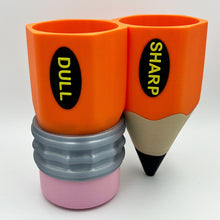 Laden Sie das Bild in den Galerie-Viewer, Kreativer Stifthalter in Bleistiftform