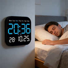 Laden Sie das Bild in den Galerie-Viewer, Quadratische LED-Uhr zum Aufhängen oder Aufstellen