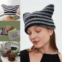 Laden Sie das Bild in den Galerie-Viewer, Warme Strickpullovermütze mit Katzenohren für den Winter