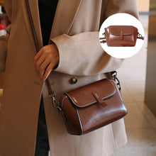 Laden Sie das Bild in den Galerie-Viewer, Mode Leder Handytasche
